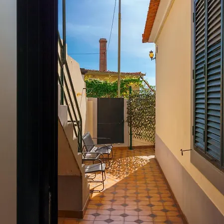 Апартаменты Guestready - Quaint Retreat In